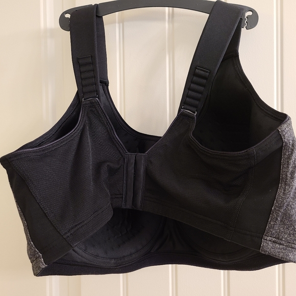 Livi Max Support Wicking Workout Bra - Picture 3 of 7